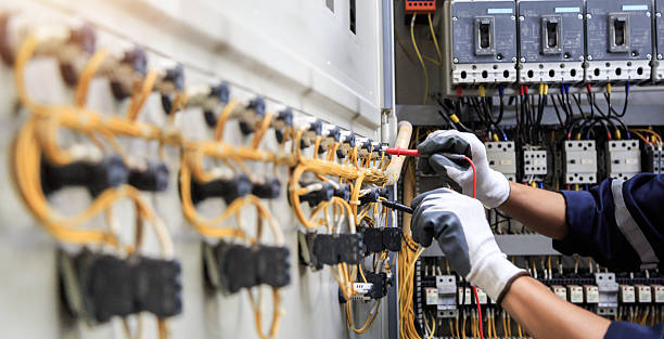 Professional Electrician technician working in Lakewood, CO
